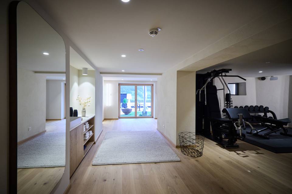 Fitnessraum Bergblick Kraft und Fitness Designhotel im Pongau