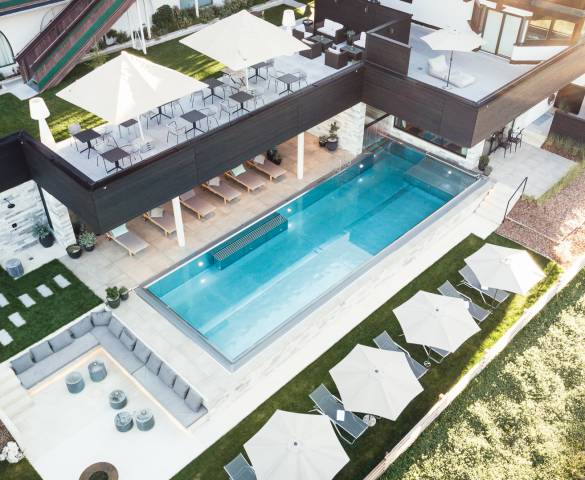 Sonnhof by Vitus Winkler Aussenbereich Pool Terrasse
